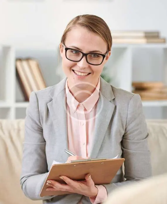 Dani Torrico Psicólogo - Cloe Brooks - team1 copyright