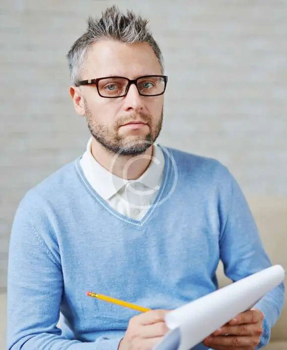 Dani Torrico Psicólogo - Cloe Brooks - team3 copyright